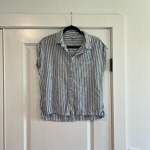 Orvis Women's Linen Button Down Shortsleeve Top Blue White Stripes Size‎ S